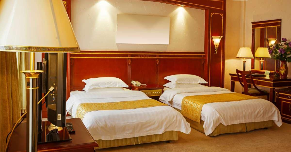 Color and Lighting Color and Lighting