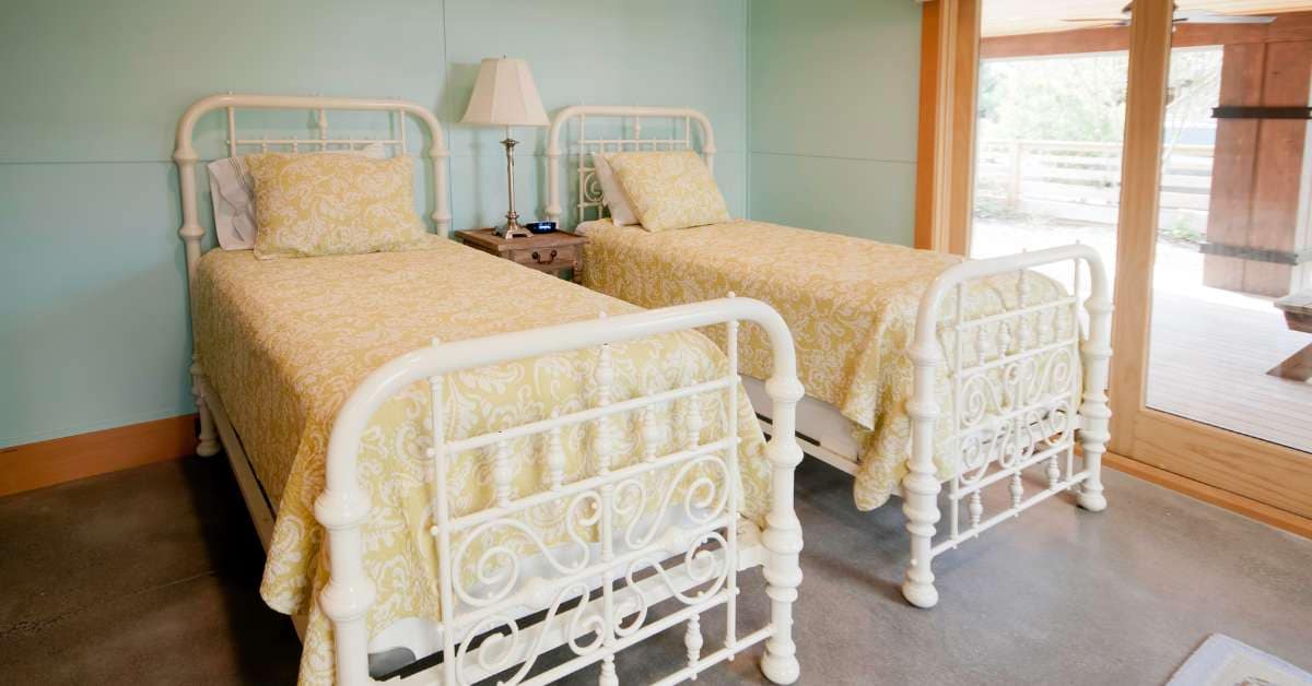 Tips for Arranging Twin Beds Practical Tips for Arranging Twin Beds in a Small Room